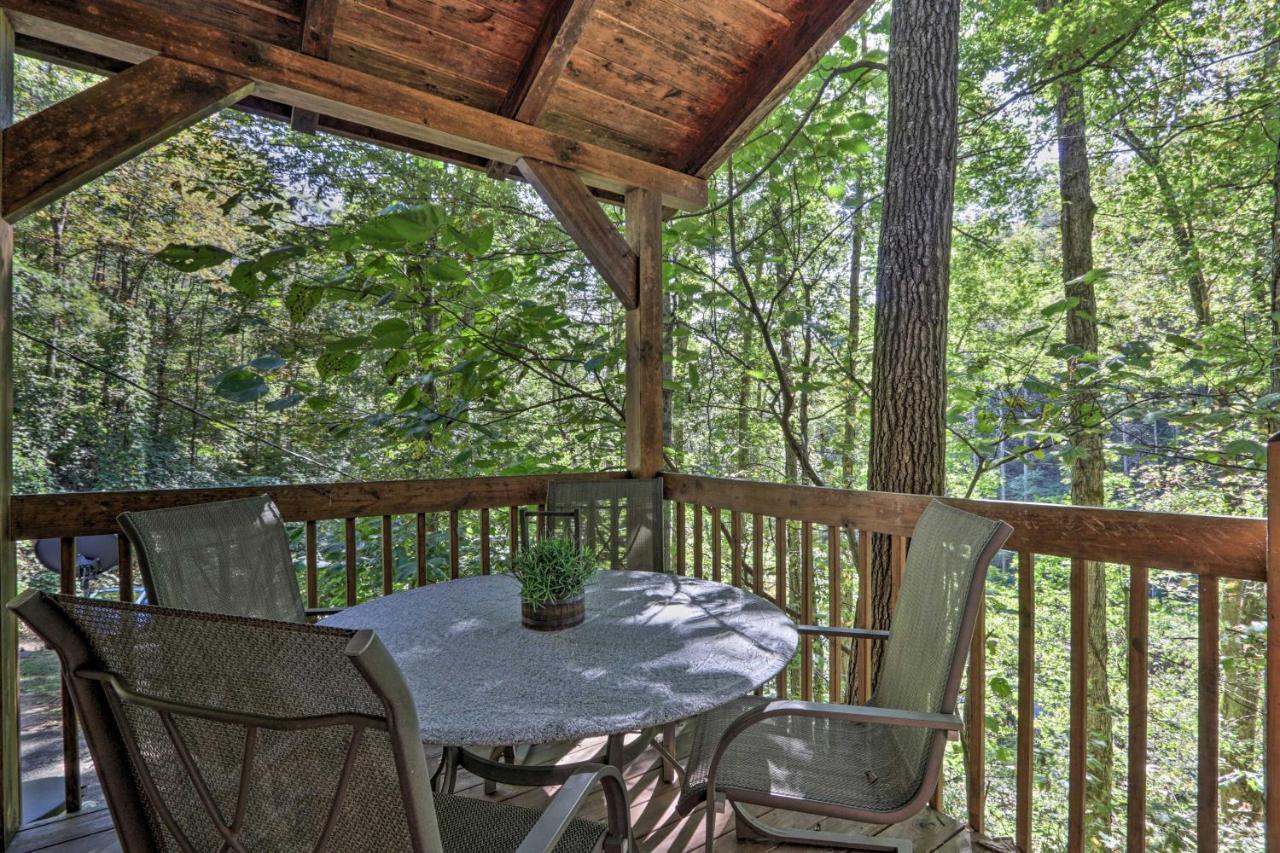 סביירוויל Cabin With Hot Tub And Deck, 3 Mi To Pigeon Forge מראה חיצוני תמונה